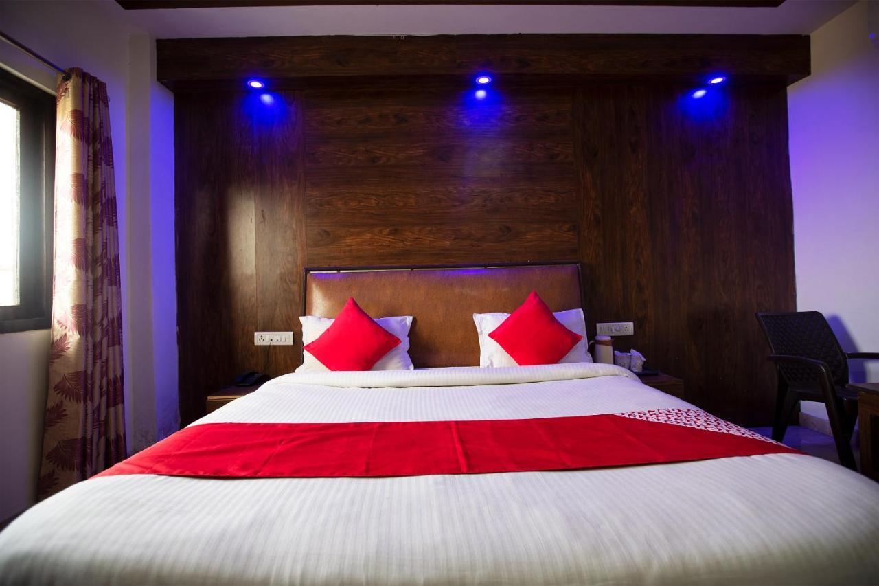 Oyo 44174 Hotel Mid Town Prime Harthala Экстерьер фото