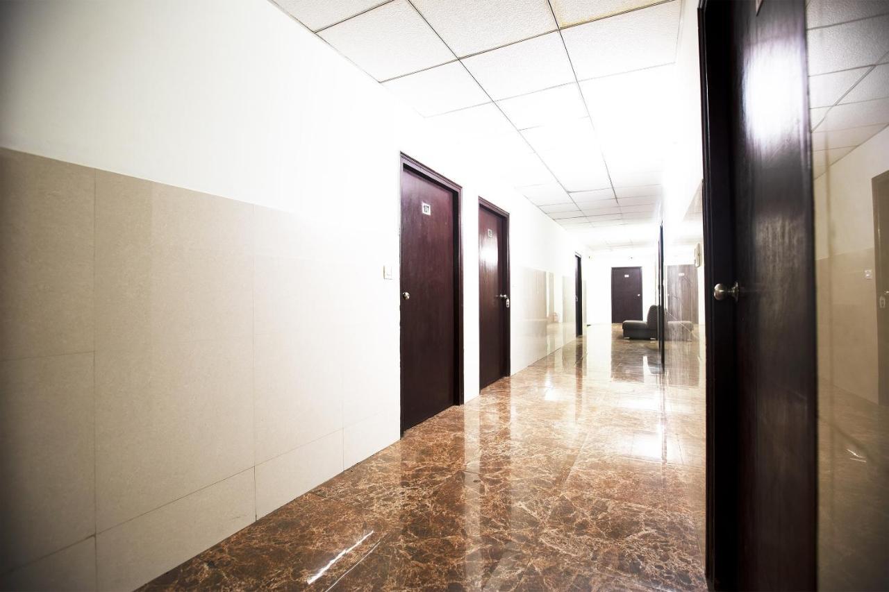 Oyo 44174 Hotel Mid Town Prime Harthala Экстерьер фото