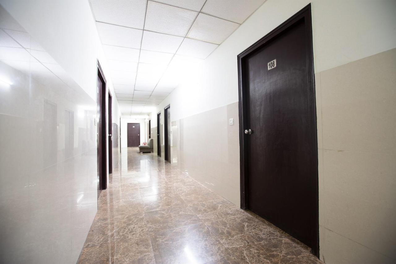 Oyo 44174 Hotel Mid Town Prime Harthala Экстерьер фото