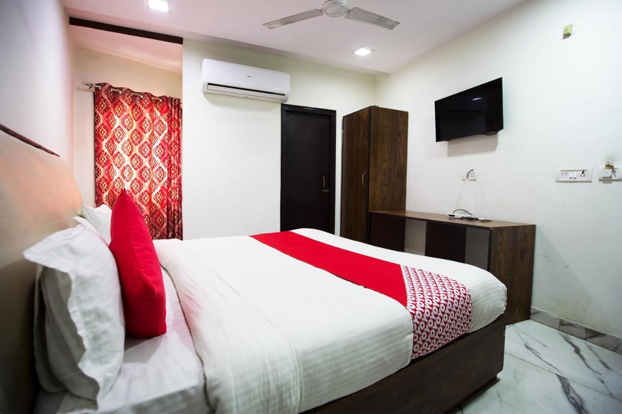 Oyo 44174 Hotel Mid Town Prime Harthala Экстерьер фото